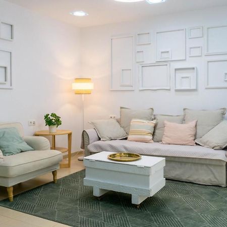 Apartment Caleta Beach มาลากา ภายนอก รูปภาพ